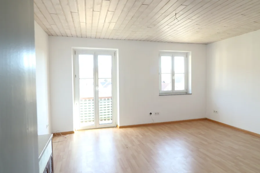 IMG_1416 - Wohnung kaufen in Hausen - Gut geschnittene 4-Zimmer Wohnung mit Balkon in schöner Lage von Hausen