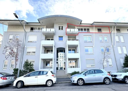 Außenansicht - Wohnung kaufen in Lörrach - 2-Zimmer-Wohnung im Dachgeschoss in Innenstadtlage!
