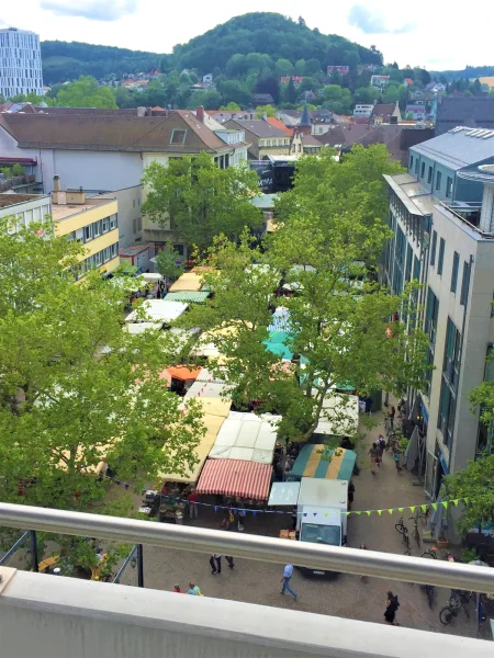 Ausblick/ Marktplatz - Wohnung mieten in Lörrach - Modernisierte 4-Zimmer-Wohnung mit tollem Blick, in bester Innenstadtlage!