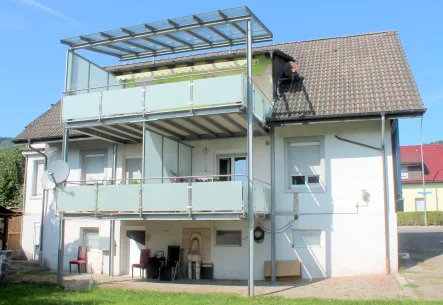 Außenansicht hinten - Wohnung mieten in Bad Säckingen - Zimmer in 3er WG zu vermieten, mit großer Terrasse