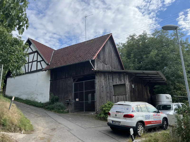 1 - Haus kaufen in Kandern - PFERDE u. NUTZTIERHALTER TRAUM! Immobilienpaket mit Urigem Bauernhaus, idyllische Weiden, Reitplatz