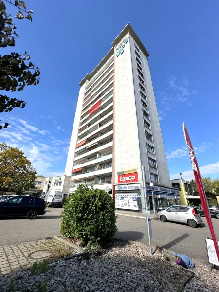  - Wohnung kaufen in Lörrach - Kapitalanlage - 1-Zi.-Appartement im 9. OG an der Schweizer Grenze