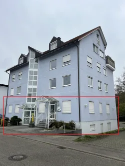 1 - Büro/Praxis kaufen in Umkirch - VOR DEN TOREN VON FREIBURG: Hochinteressante Gewerbeeinheit PLUS! mit Potenzial Wohnen & Arbeiten