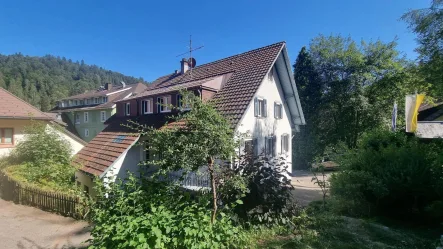 Außenaufnahme - Haus kaufen in Todtmoos - Charmantes Mehrgenerationenhaus, ein Juwel der Zeiten.