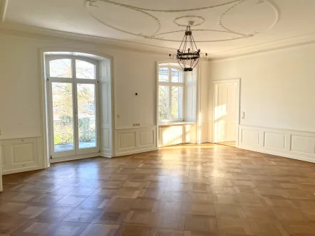  - Wohnung kaufen in Schopfheim - Wahres Juwel für Liebhaber klassischer Architektur - Denkmalschutz und Erbbaupacht