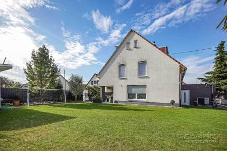 Hausansicht - Haus kaufen in Roppenheim - Viel Platz und Ruhe in Roppenheim (Elsass)