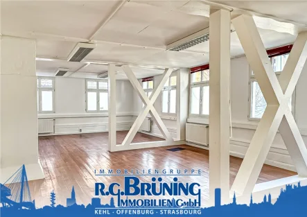 Foyer Büro - Büro/Praxis mieten in Offenburg - Büro in Verbindung mit Wohnung in der Innenstadt von Offenburg