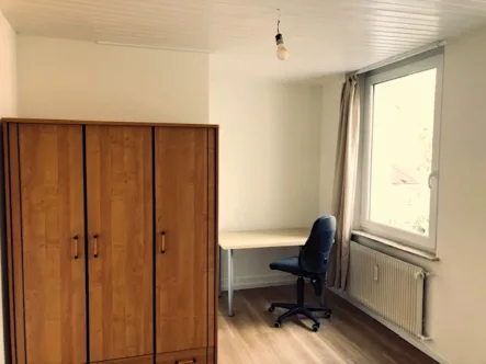  - Wohnung mieten in Schwäbisch Gmünd - Studenten aufgepasst Möblietes Zimmer
