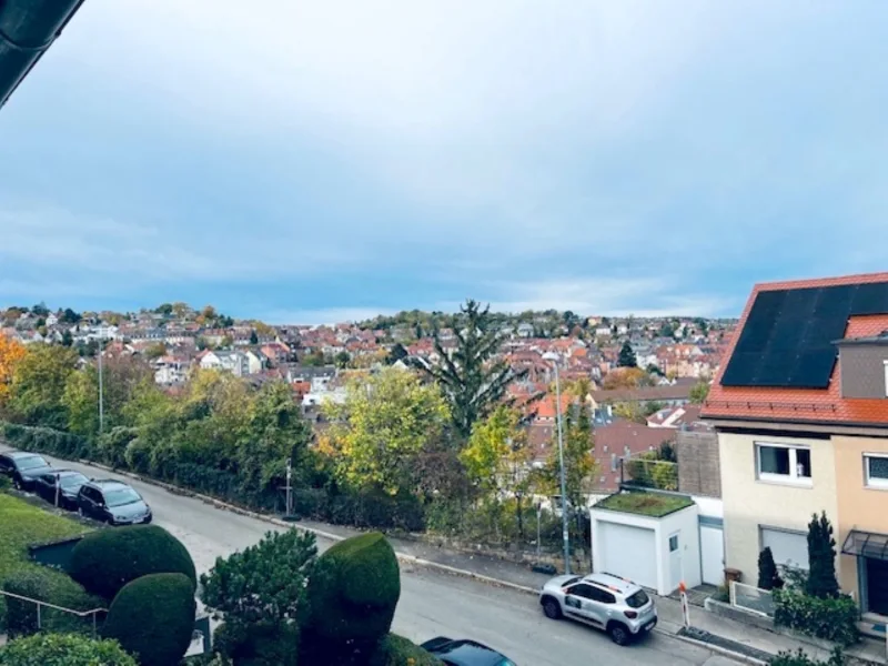  - Wohnung kaufen in Stuttgart - Schöne 3-Zimmer-Wohnung mit exklusiver, schöner Aussicht!