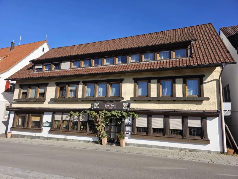 Hausansicht Straße - Gastgewerbe/Hotel kaufen in Baiersbronn - Lukratives Gasthaus mit charmanten Gästezimmern & erfolgreichem Konzept