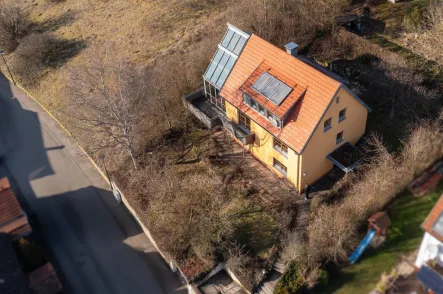 Ansicht - Haus kaufen in Heidenheim - Sonniges Wohnhaus in der Heidenheimer Weststadt