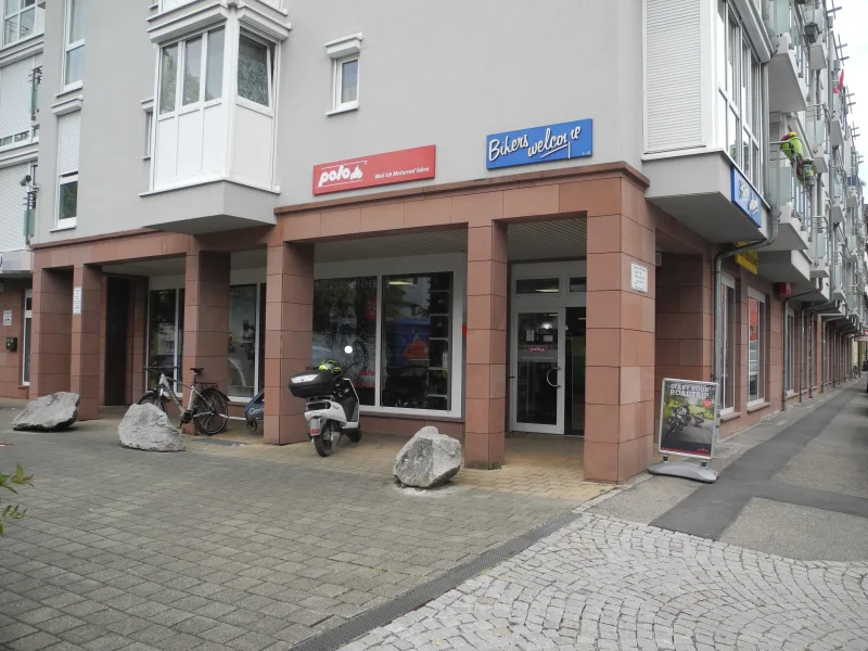 Ansicht - Laden/Einzelhandel kaufen in Freiburg - Ansprechende Gewerbefläche in idealer Lage