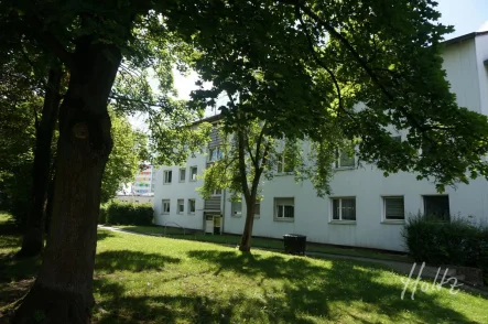 Ansicht Eingangseite - Haus kaufen in Amberg - Legen Sie Ihr Kapital solide an ... Zinshaus mit Perspektive im Heiliggeist-Viertel in Amberg !!