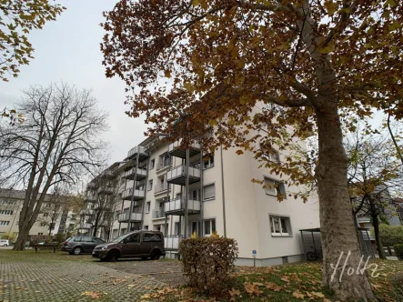 Gartenansicht - Wohnung kaufen in Freiburg i. Br. - Gut geschnitten und mittendrin .... 2-Zimmer-Wohnung in guter Stadtlage !
