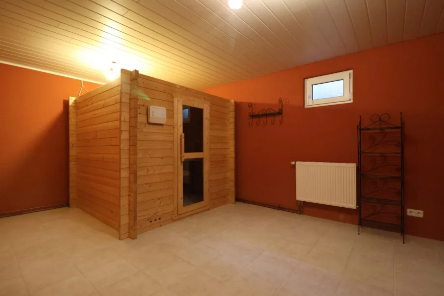 Hobbyraum mit Sauna