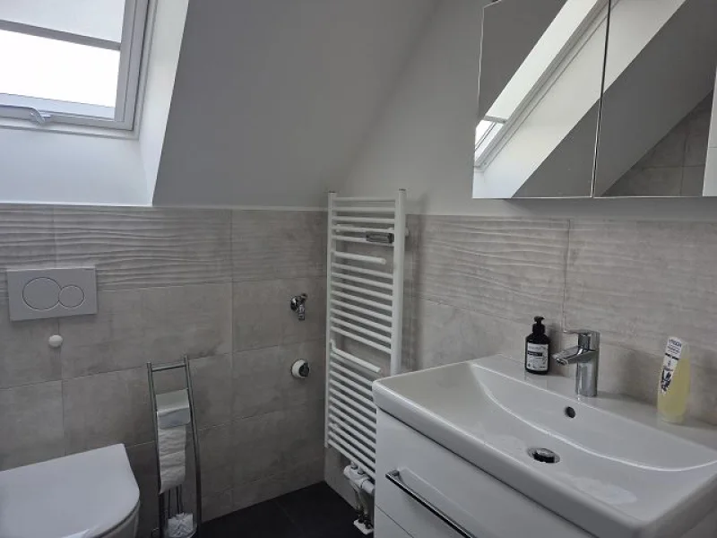 Badezimmer Ansicht 1