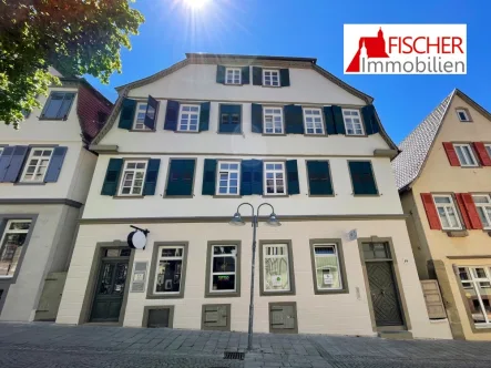 Außenansicht - Büro/Praxis kaufen in Vaihingen/Enz - 1 A Lage...Büro oder Ladengeschäft im historischen Fachwerkhaus in der Altstadt!