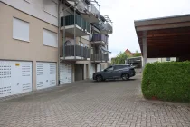 Einfahrt Garage