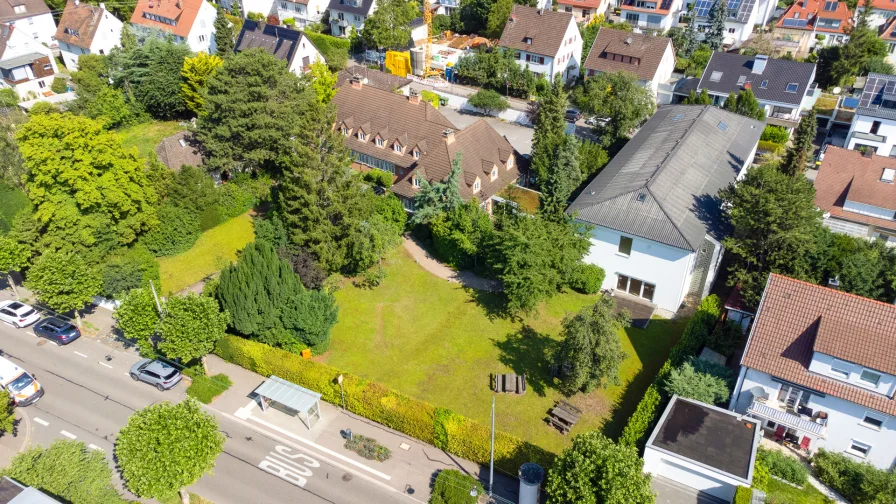 Titelbild - Zinshaus/Renditeobjekt kaufen in Ludwigsburg - Einmaliges Gebäudeensemble für Ihren Unternehmenssitz in bester Lage