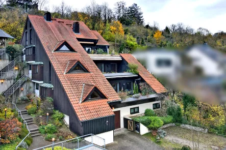 Terrassenhaus - Wohnung kaufen in Bruchsal - Modernisierungsbedürftige Wohnung mit 106 qm mit Terrasse und TG-Stellplatz in Top-Aussichtslage