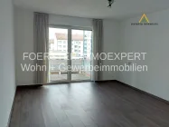 Schlafzimmer mit Balkon