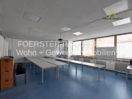 Großes Büro