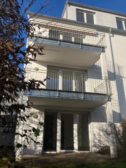 Bild1 - Haus kaufen in Tübingen - Viel Platz zum Wohlfühlen - Moderne Doppelhaushälfte in Tübingen-Lustnau