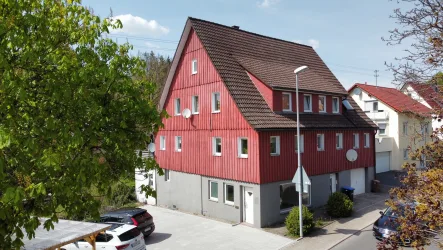 Hausansicht - Haus kaufen in Dornstetten - Attraktives Renditeobjekt mit vielseitigen Nutzungsmöglichkeiten in zentraler Lage!
