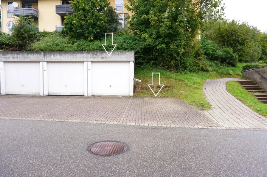 Garage+Stellplatz