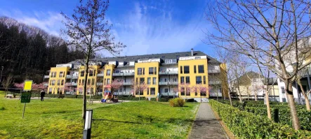Bild1 - Wohnung kaufen in Lahr/Schwarzwald-Lahr - IMA-Immobilien bietet eine 2 Zimmer Wohnung mit Balkon und Carport
