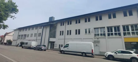  - Wohnung kaufen in Lahr/Schwarzwald-Lahr - IMA-Immobilien bietet eine 2 Zimmer Wohnung im Zentrum von Lahr