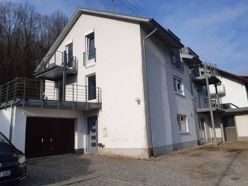 Außenansicht - Wohnung mieten in Lahr - 3 Zimmer Wohnung in Lahr/Sulz, direkt am Waldrand gelegen.