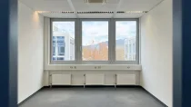 Büro mit Blick in Richtung Schwarzwald