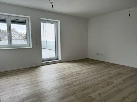   - Wohnung kaufen in Emmingen-Liptingen - 3-Zimmer OG Wohnung mit Terrrasse und Einbauküche-Erstbezug!