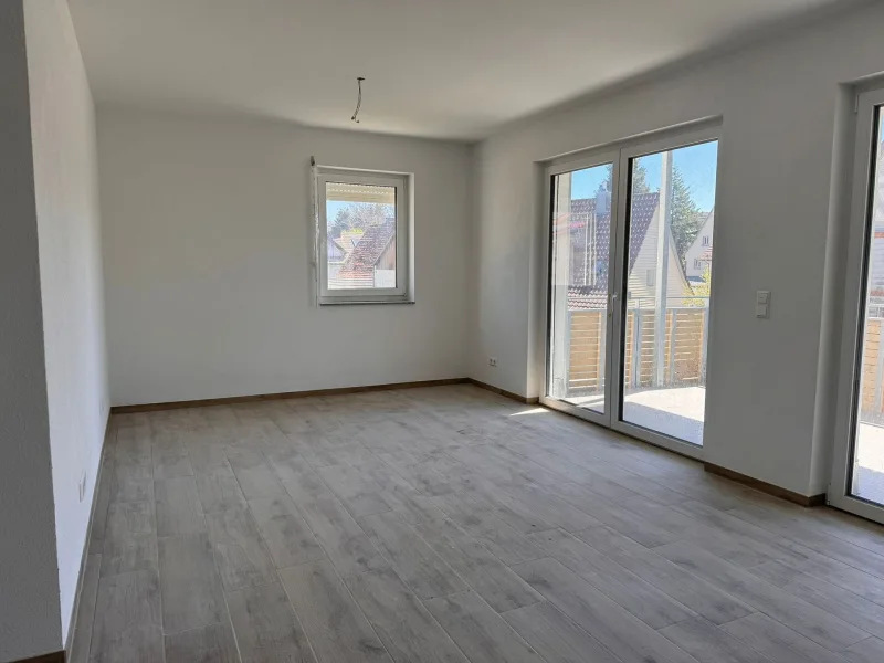   - Wohnung kaufen in Emmingen-Liptingen - 4-Zimmer Etagenwohnung mit Balkon, Tiefgarage und Keller !