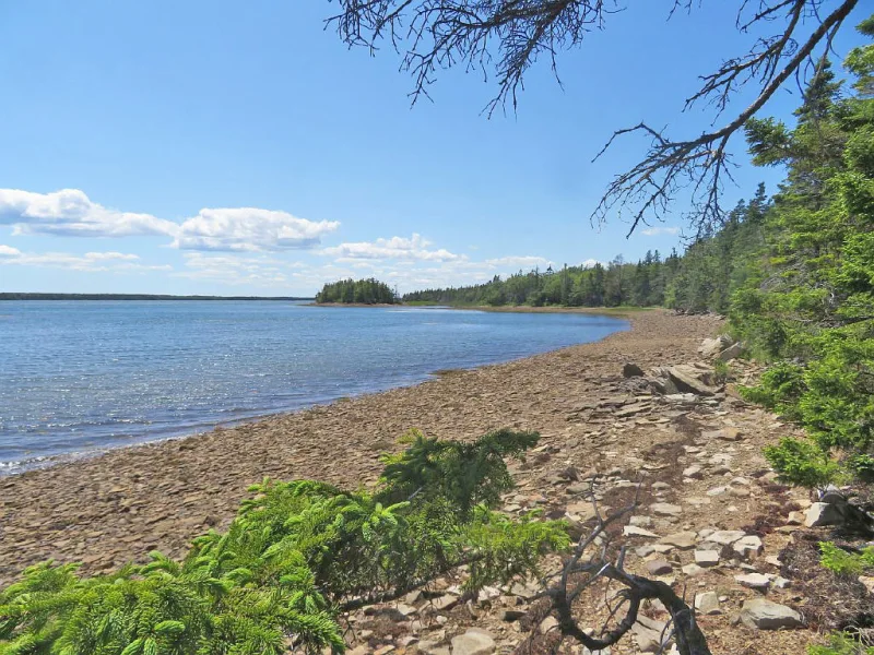 Cape Breton - 23 Hektar mit Atlantik-Zugangsrecht 