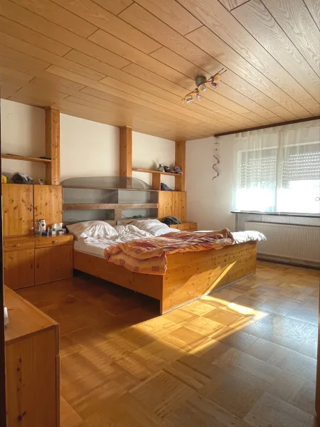 Schlafzimmer EG