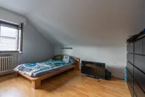 Schlafzimmer 2 OG