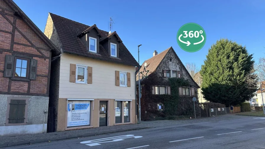 1-FH mit Laden und Scheune - Haus kaufen in Karlsbad - Charmantes 1-FH mit Laden, Scheune sowie vielseitigen Nutzungsmöglichkeiten, Langensteinbach