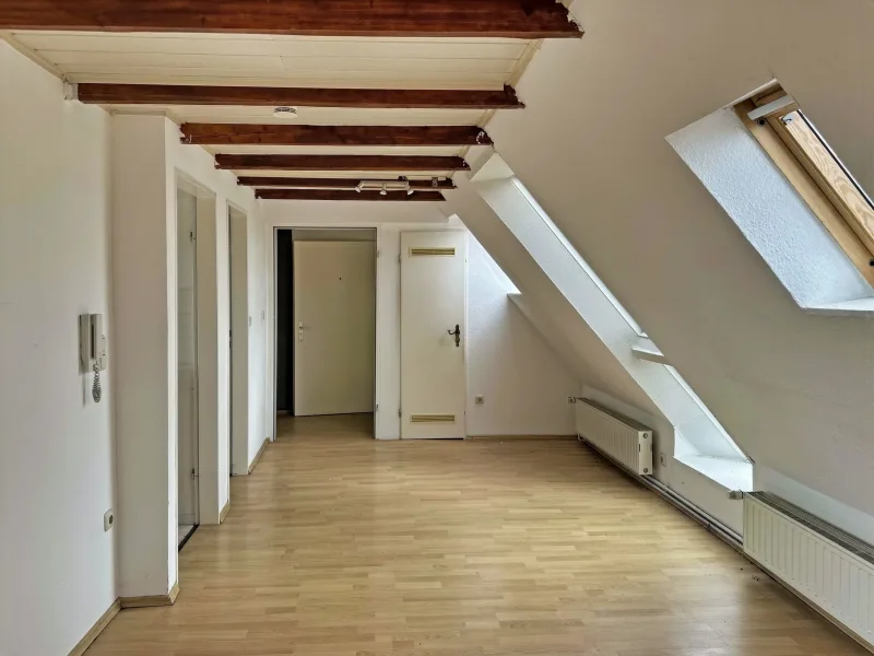 Kleine Wohnung - 6. OG