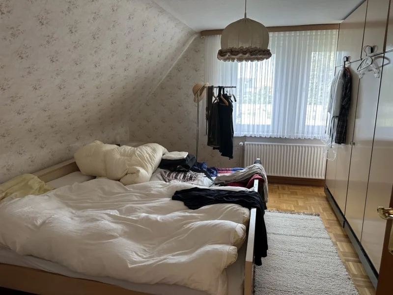 Schlafzimmer im OG