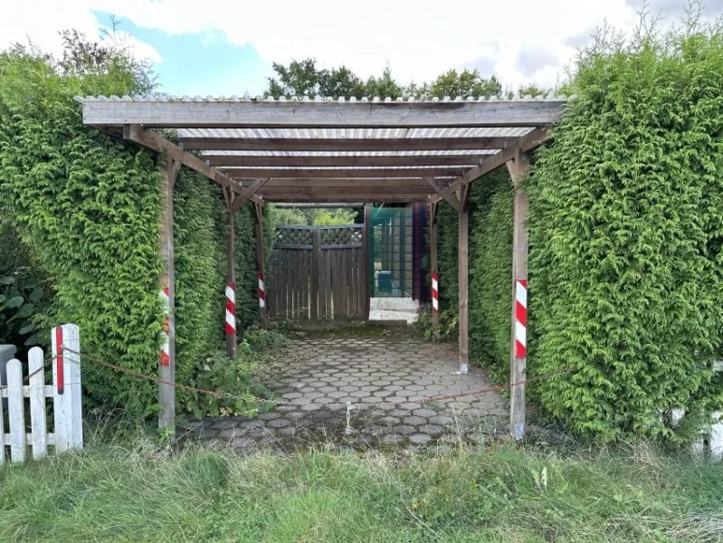 Stellplatz/ Carport