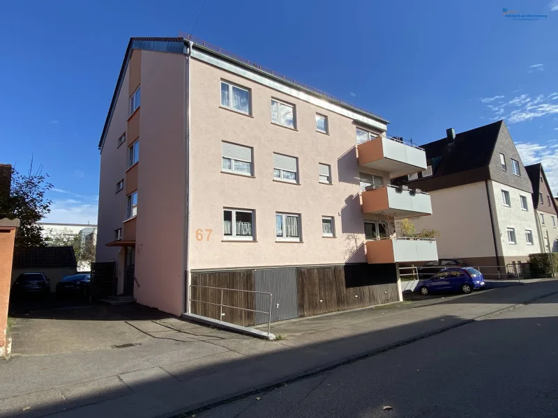 Hausansicht - Wohnung kaufen in Fellbach / Schmiden - Attraktive 3-Zimmer-Wohnung mit großzügigem Balkon und Einzelgarage