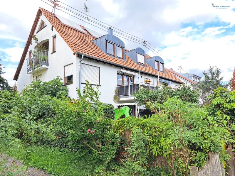 Hausansicht Garten - Wohnung kaufen in Korb - Gepflegte 2,5-Zimmer-Wohnung mit Garage in Korb