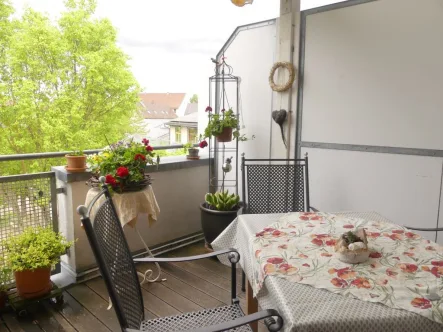Gäste-WC - Wohnung kaufen in Heitersheim - Zur Kapitalanlage: Helle 3-Zimmer Wohnung mit drei Balkone