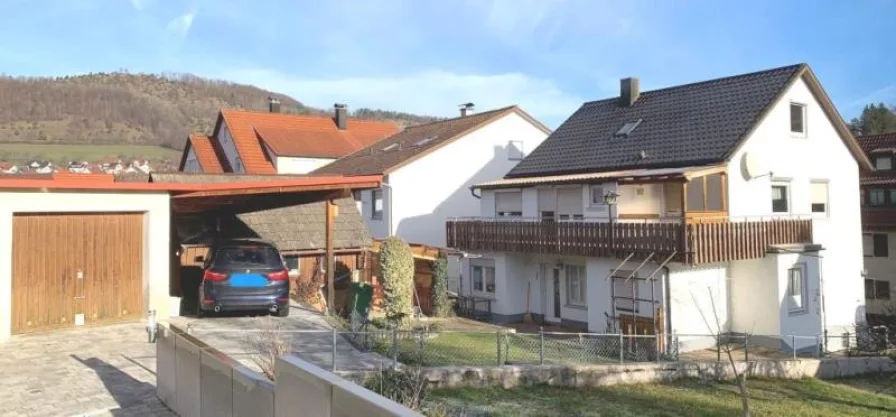 Deggingen-Reichenbach - Haus kaufen in Deggingen - Platz für 2. Generationen! Attraktives Wohnhaus in sonniger Wohnlage!