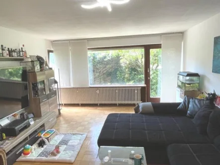 Bad Überkingen - Wohnung kaufen in Bad Überkingen - Renovieren Sie hier diese solide 3 Zimmer-Wohnung nach Ihren Vorstellungen!