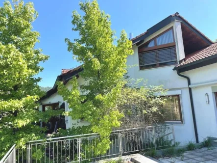 Bad Ditzenbach - Haus kaufen in Bad Ditzenbach - Verlieben Sie sich in dieses gepflegte Traumhaus mit Blick ins Grüne!