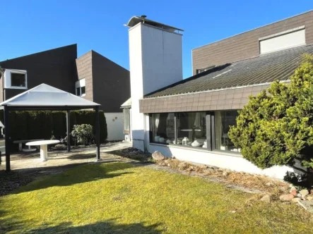 Donzdorf - Haus kaufen in Donzdorf - Exklusives Freistehendes Einfamilienhaus mit herrlichem Blick ins Grüne!