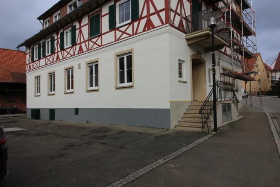 Altdorf (Böblingen) - Büro/Praxis mieten in Altdorf - Ideale Gastro/- Büro oder Praxis direkt am Marktplatz von Altdorf!